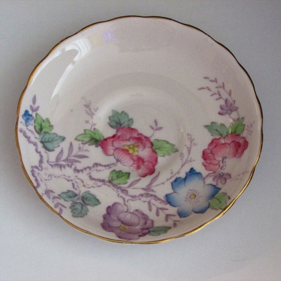 Tuscan English Fine Bone China Saucer Vintage Hand Painted Pink Blue Floral - Picture 4 of 4